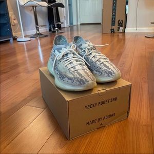Yeezy Boost 380 Alien